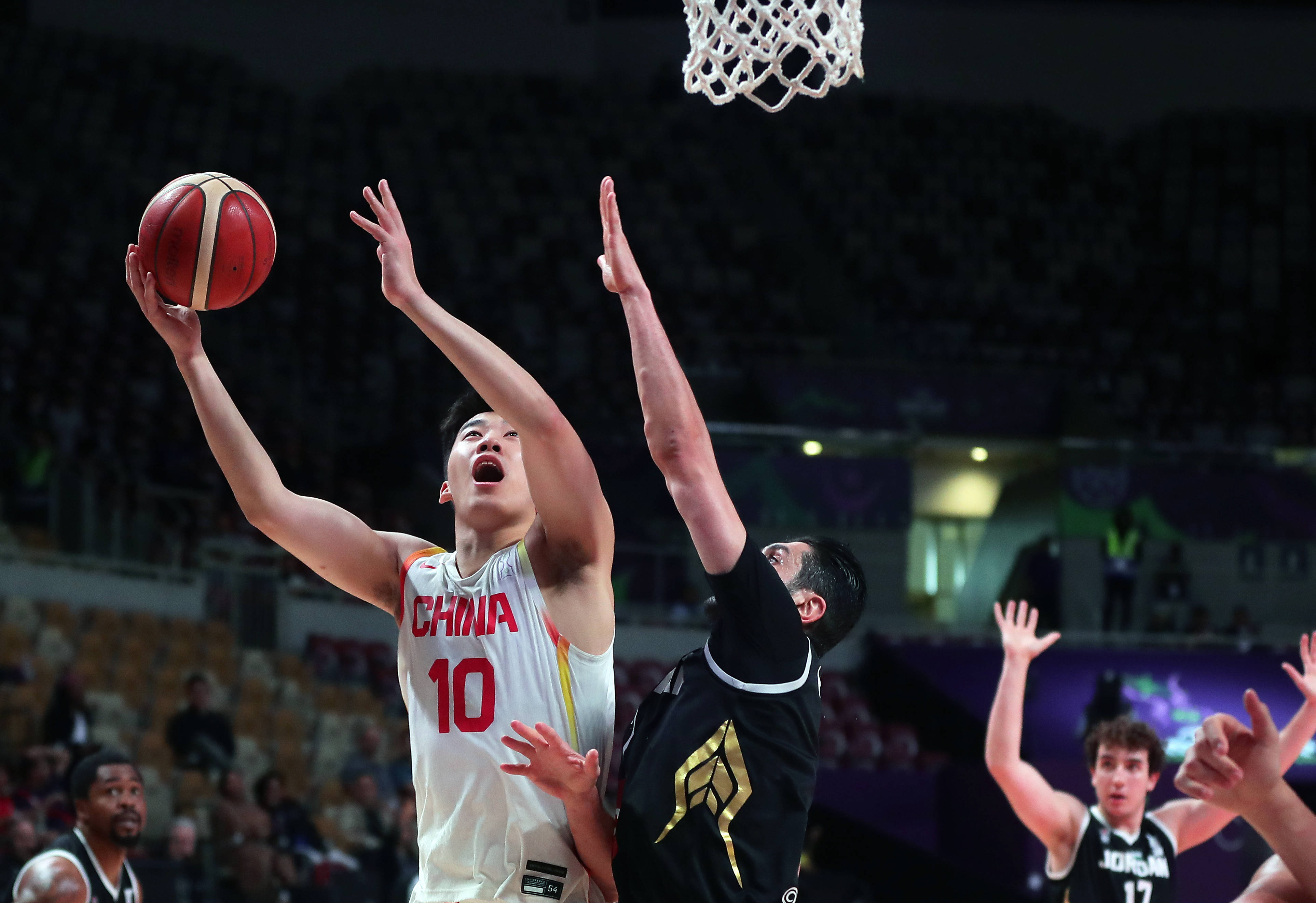 约旦橄榄球队在激烈对决中赢得成功 约旦橄榄球队在激烈对决中赢得成功