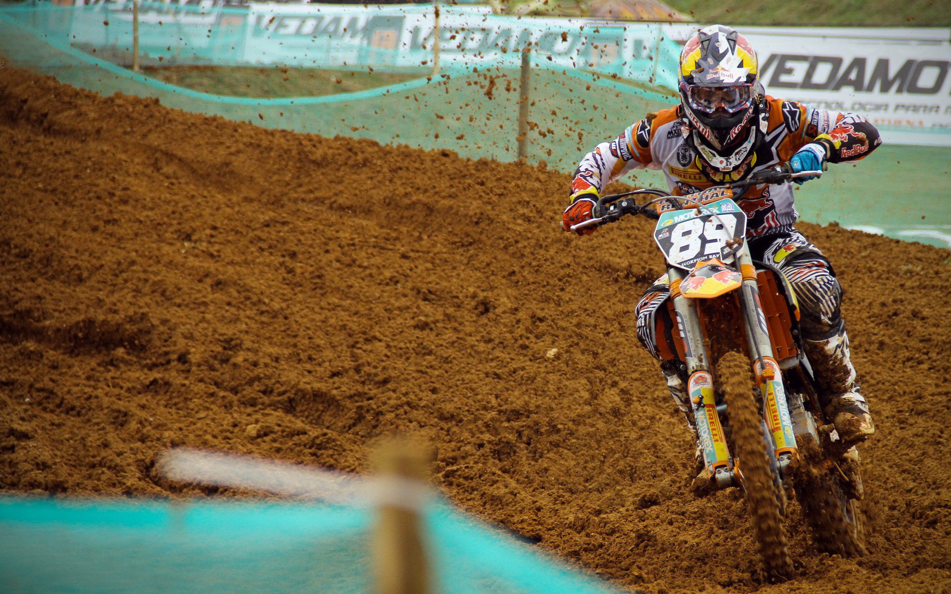 IM体育-绝境淬火！马克西压力下华丽爆发，活塞团队篮球轻取魔术